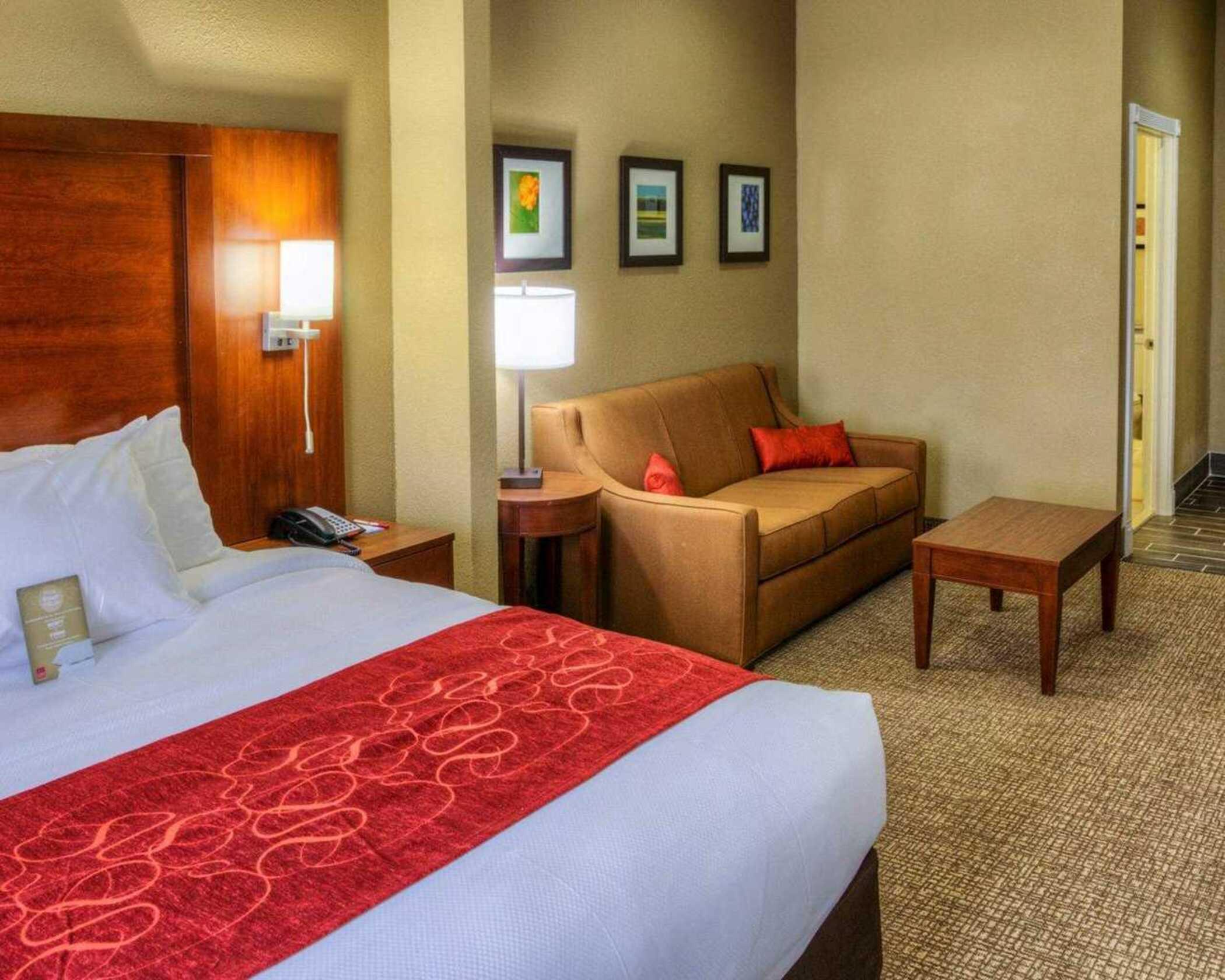 Comfort Suites Plymouth Near Us-30 Exteriör bild